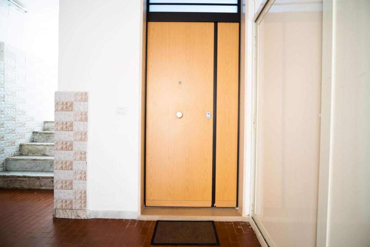 バーリCasa Voltaアパートメント エクステリア 写真